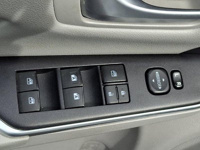 2015 Toyota Camry 4dr Sdn I4 Auto LE (SE)