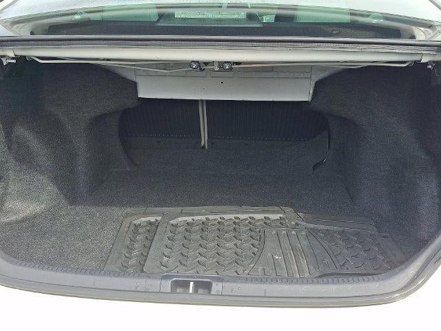 2015 Toyota Camry 4dr Sdn I4 Auto LE (SE)