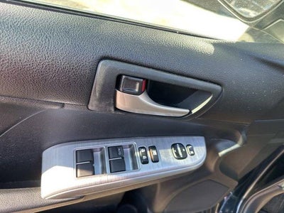 2012 Toyota Camry 4dr Sdn I4 Auto SE (Natl)