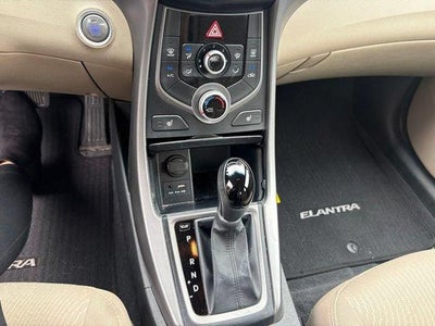 2016 Hyundai ELANTRA 4dr Sdn Auto Value Edition