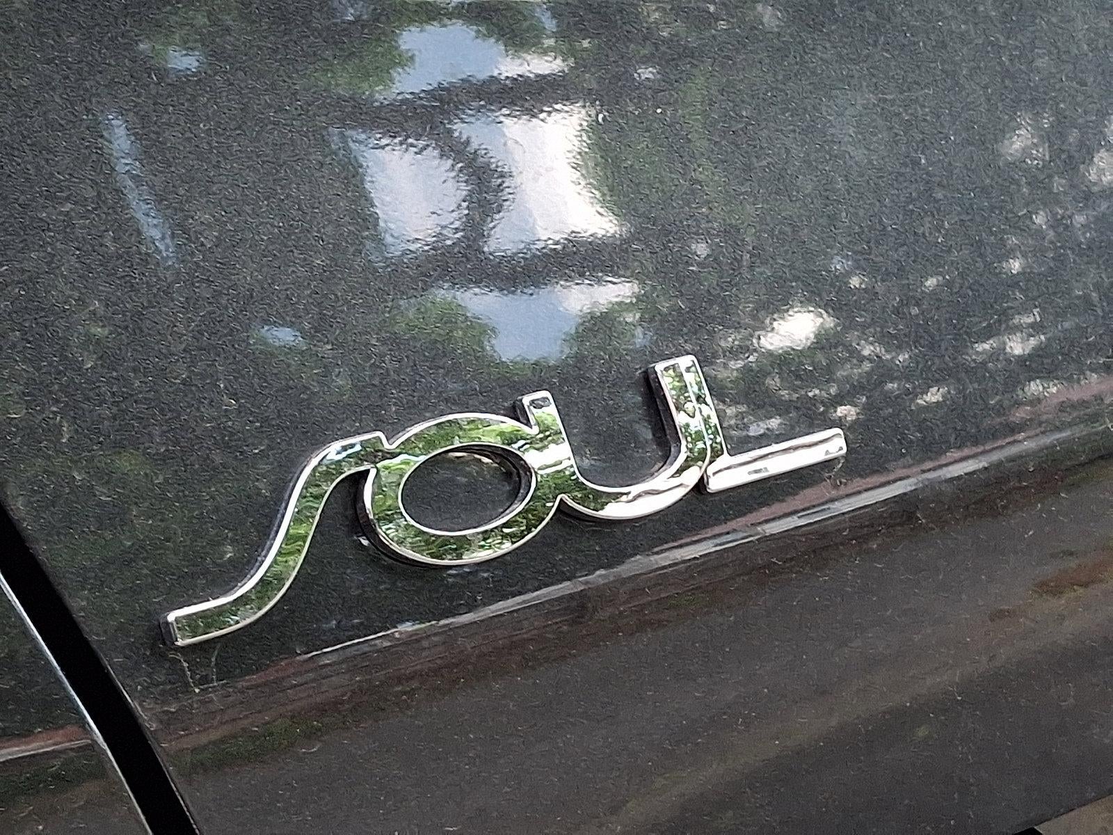 2022 Kia Soul LX IVT