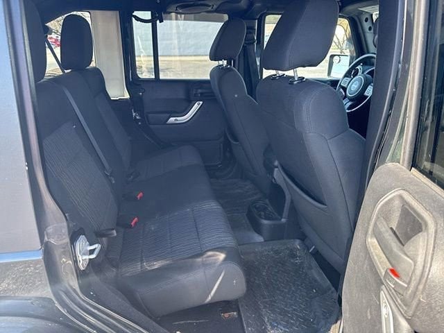 2012 Jeep Wrangler Unlimited Sahara