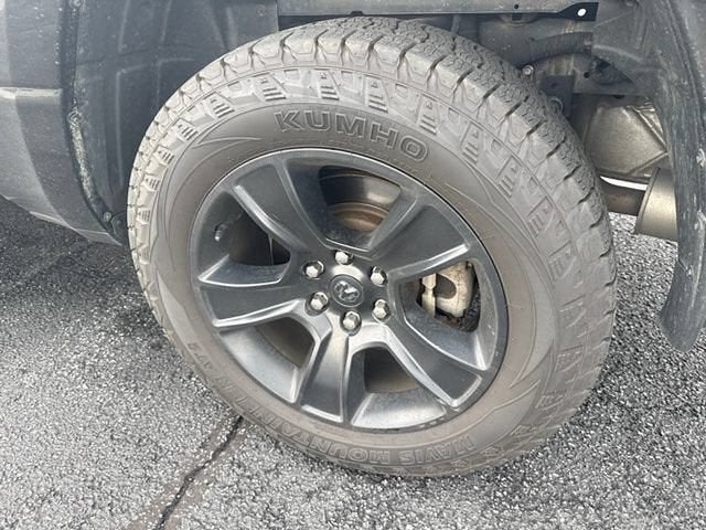 2020 RAM 1500 Big Horn Crew Cab 4x4 5'7" Box