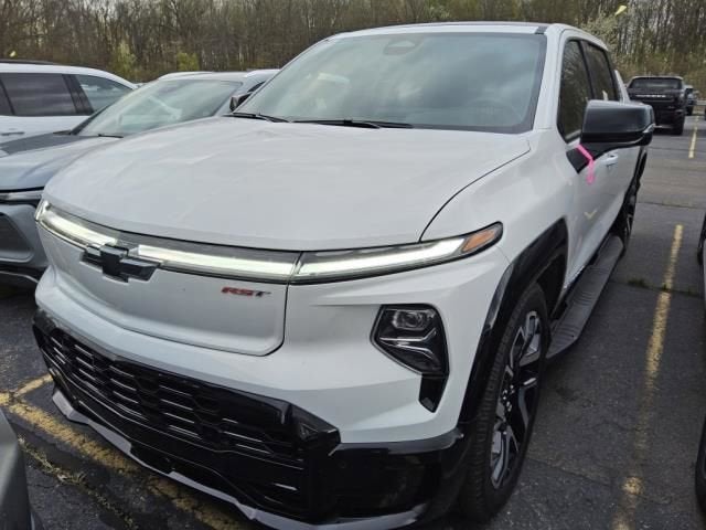 2025 Chevrolet Silverado EV RST - Max Range