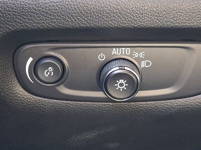 2024 Chevrolet Traverse Limited LT Cloth
