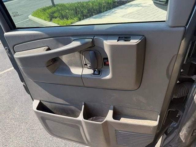 2015 GMC Savana Cargo 2500 Work Van