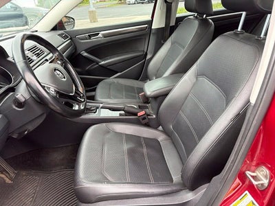 2016 Volkswagen Passat 1.8T SE