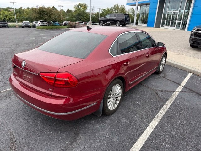 2016 Volkswagen Passat 1.8T SE