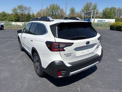 2022 Subaru Outback Touring XT