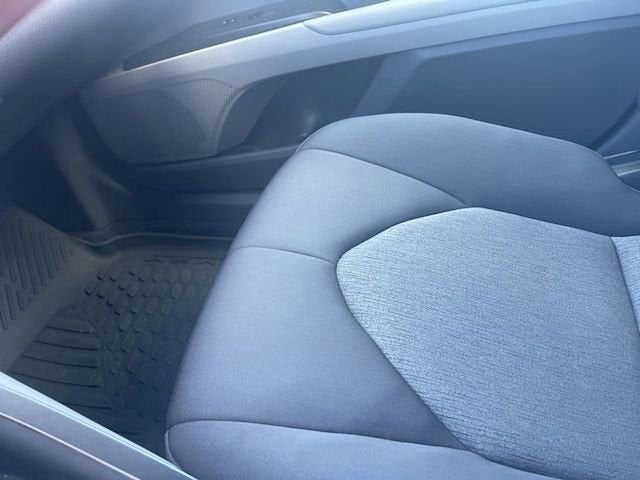 2024 Toyota Camry Hybrid LE