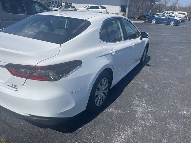 2024 Toyota Camry Hybrid LE