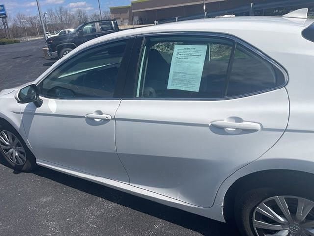 2024 Toyota Camry Hybrid LE