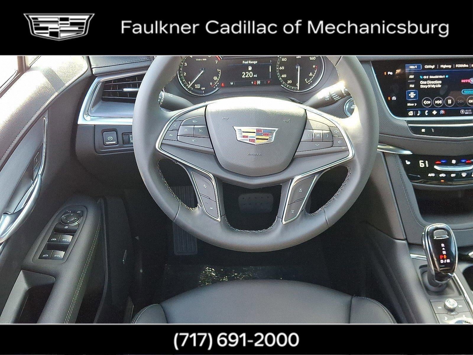 2025 Cadillac XT5 Luxury