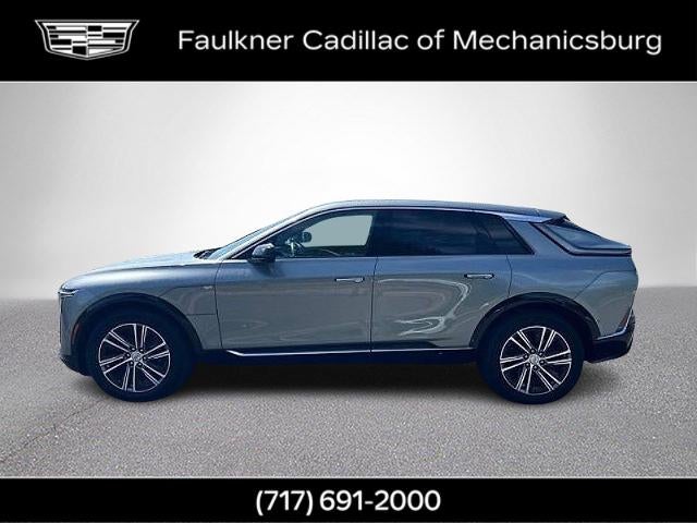 2024 Cadillac LYRIQ Luxury 2