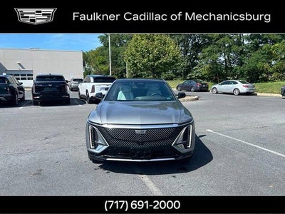 2024 Cadillac LYRIQ Luxury 2