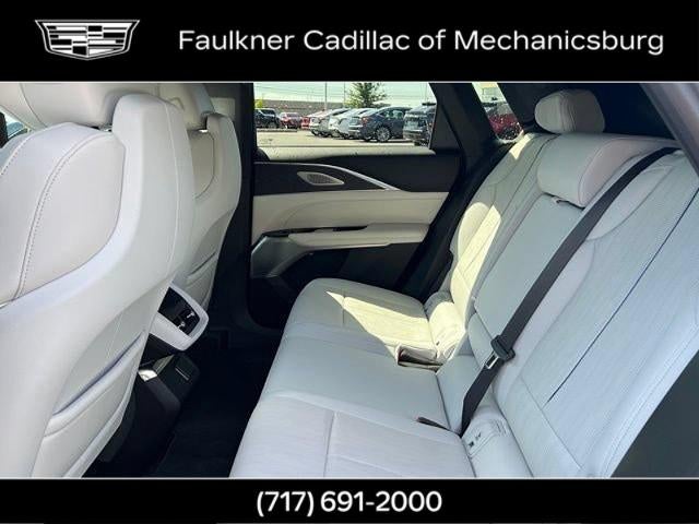 2024 Cadillac LYRIQ Luxury 2