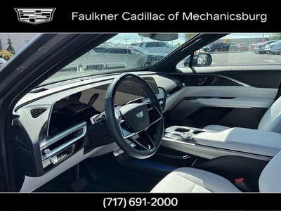 2024 Cadillac LYRIQ Luxury 2