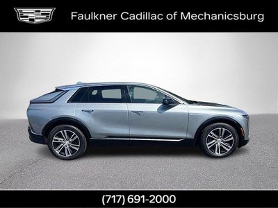 2024 Cadillac LYRIQ Luxury 2