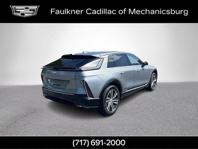 2024 Cadillac LYRIQ Luxury 2