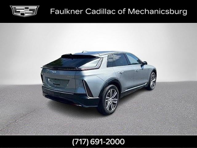 2024 Cadillac LYRIQ Luxury 2
