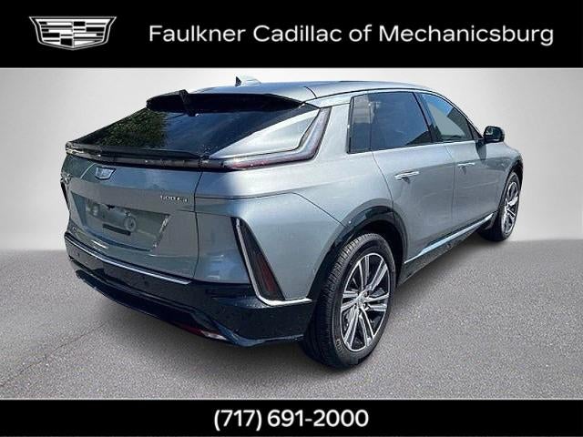 2024 Cadillac LYRIQ Luxury 2