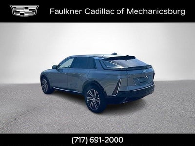 2024 Cadillac LYRIQ Luxury 2
