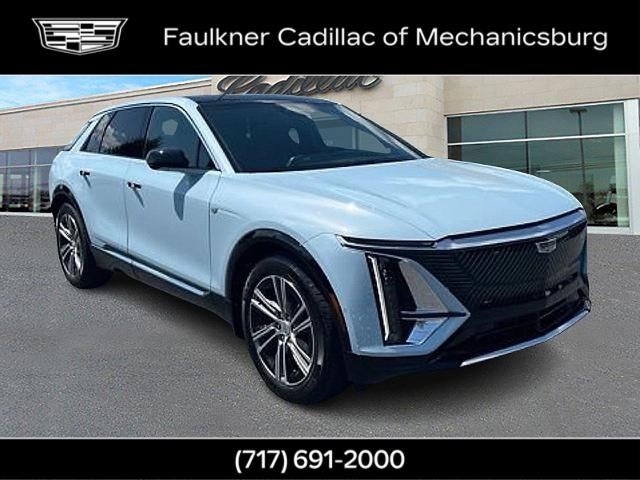 2024 Cadillac LYRIQ Luxury 2
