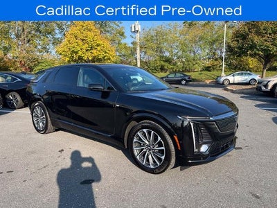 2024 Cadillac LYRIQ Sport 2