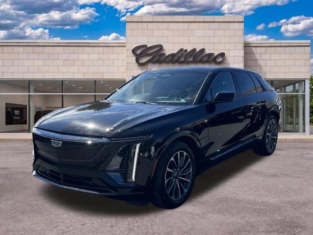 2024 Cadillac LYRIQ Sport 2