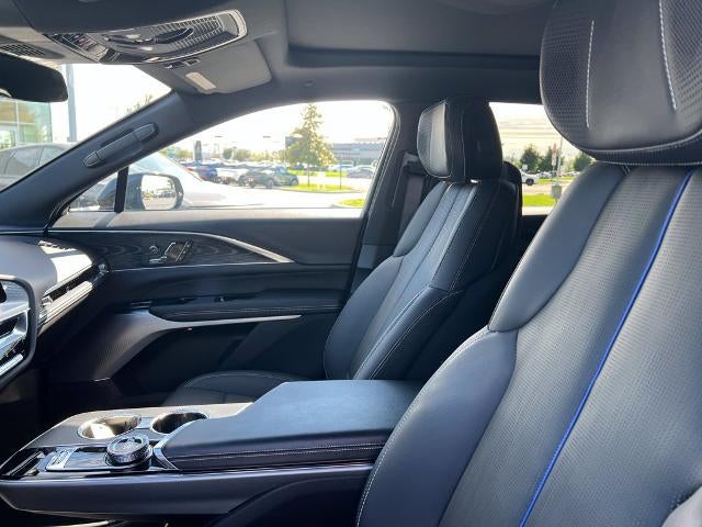 2024 Cadillac LYRIQ Sport 2