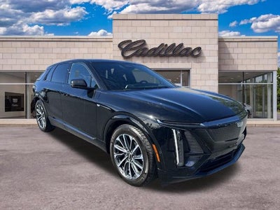 2024 Cadillac LYRIQ Sport 2