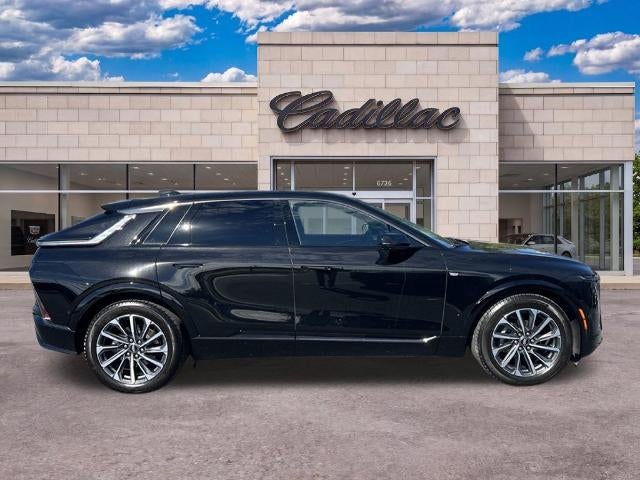 2024 Cadillac LYRIQ Sport 2