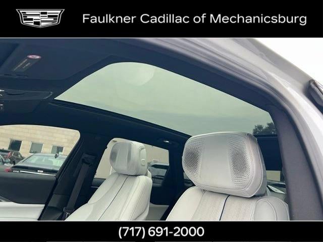 2024 Cadillac LYRIQ Sport 2