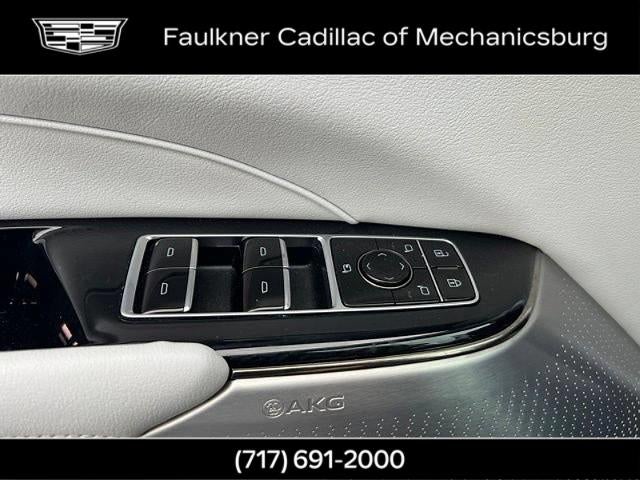 2024 Cadillac LYRIQ Sport 2