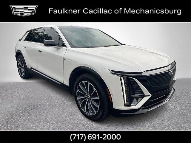 2024 Cadillac LYRIQ Sport 2