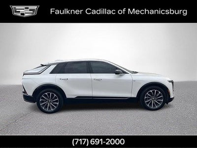 2024 Cadillac LYRIQ Sport 2