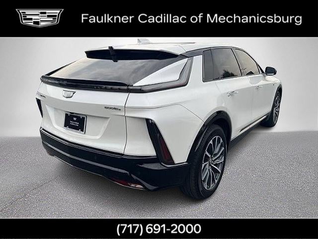 2024 Cadillac LYRIQ Sport 2