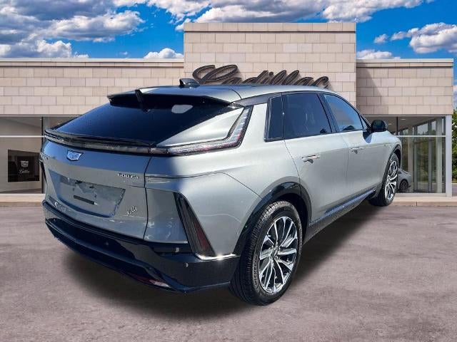 2024 Cadillac LYRIQ Sport 2