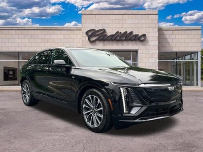 2024 Cadillac LYRIQ Sport 2