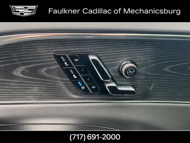 2024 Cadillac LYRIQ Sport 2