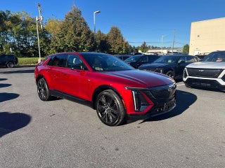 2024 Cadillac LYRIQ Sport 3