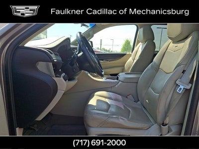 2018 Cadillac Escalade Luxury