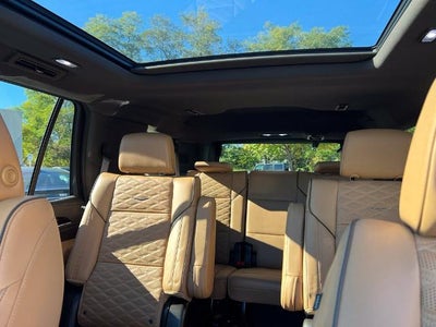 2022 Cadillac Escalade Premium Luxury