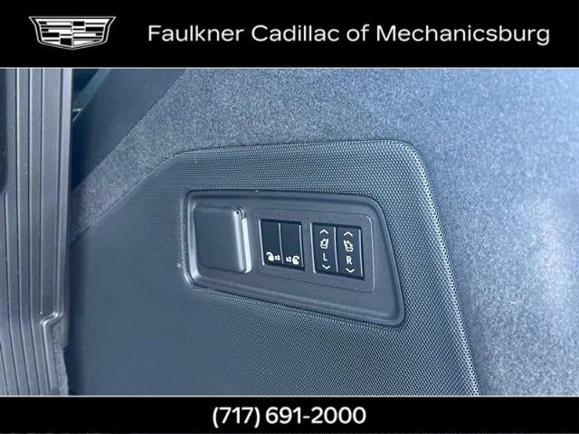 2023 Cadillac Escalade 4WD Sport Platinum