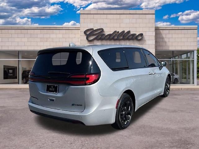 2022 Chrysler Pacifica Hybrid Limited