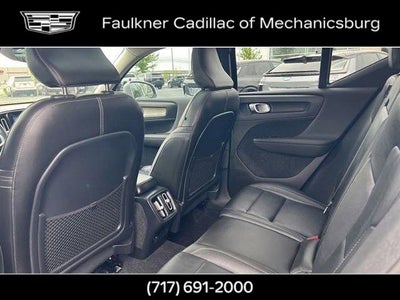 2019 Volvo XC40 Inscription