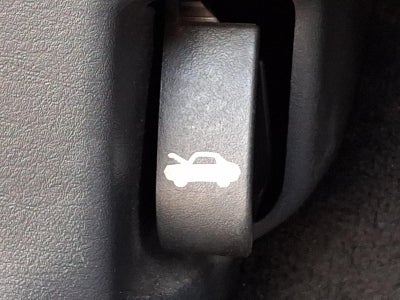 2004 Chrysler Sebring Base