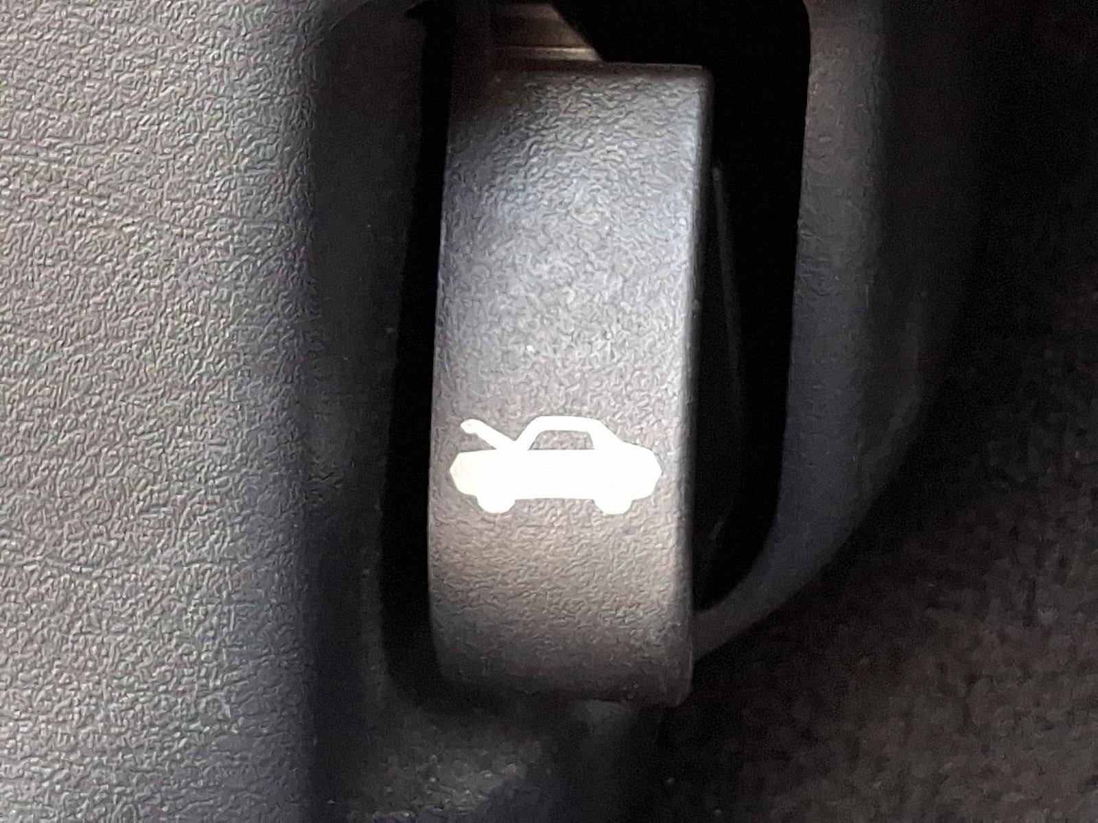 2004 Chrysler Sebring Base