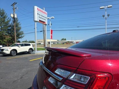 2014 Ford Taurus 4dr Sdn SHO AWD
