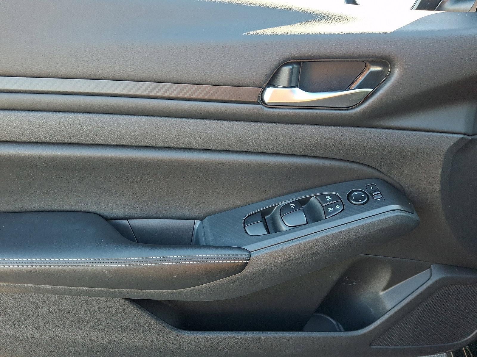 2024 Nissan Altima 2.5 SV Sedan